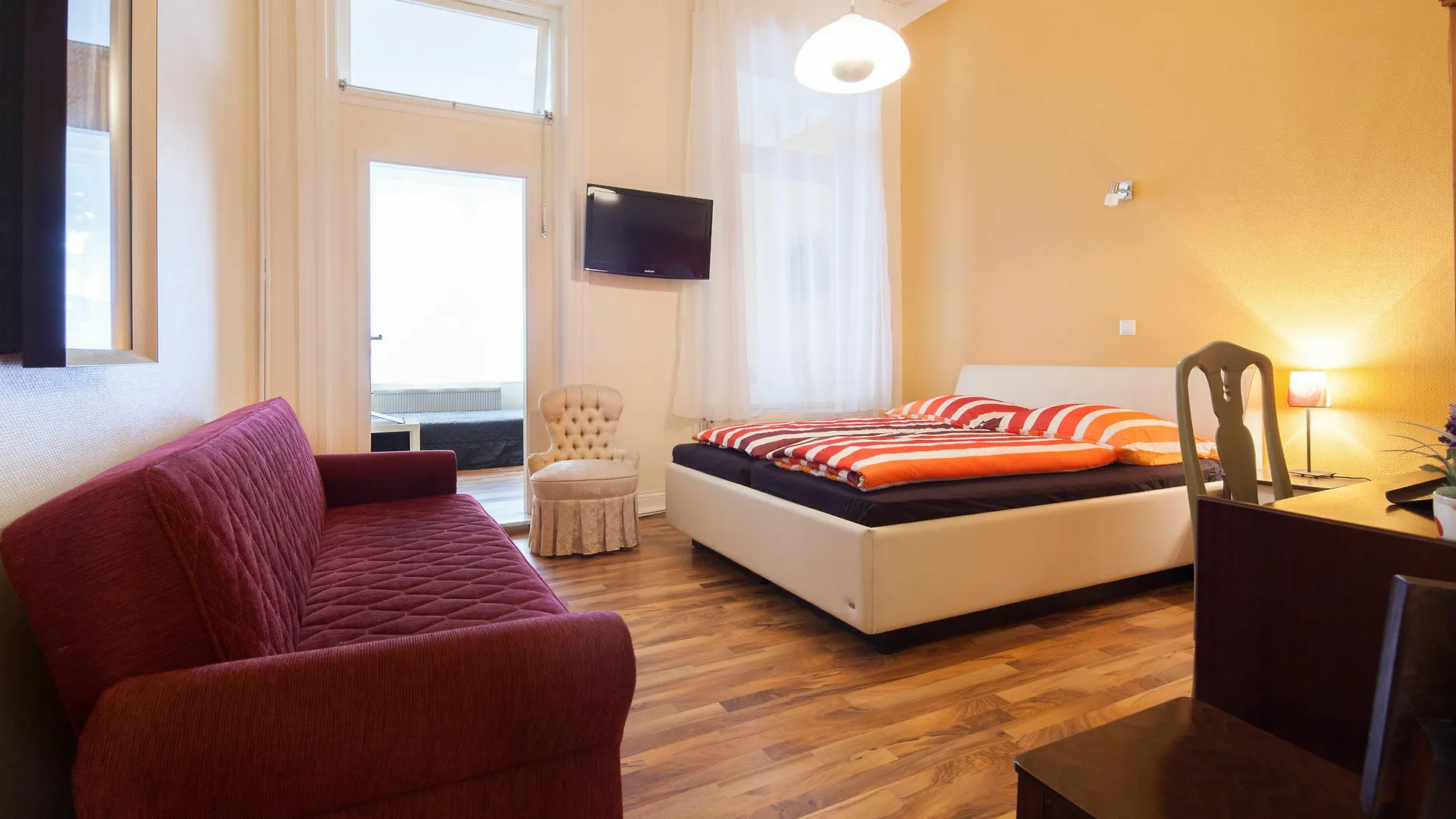 המבורג Hotel Marco Polo 2*,